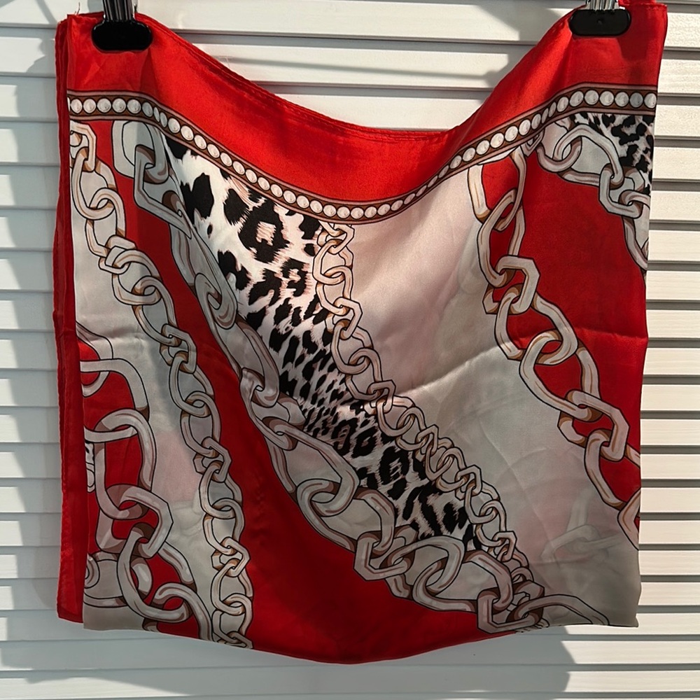 NWT Jessica McClintock Ex-Large Wrap Scarf in Red, Blac, Brown and Beige.